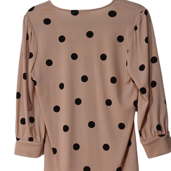 Adrianna Papell - NWT, Pink Blouse W/ Black Poke dots, 3/4 Puff Sleeves, V-Neck, - Picture 2 of 12